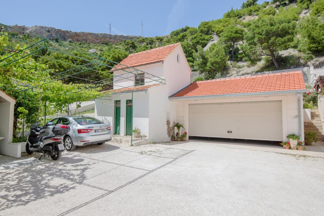 Apartments Kadenca Omiš Esterno foto