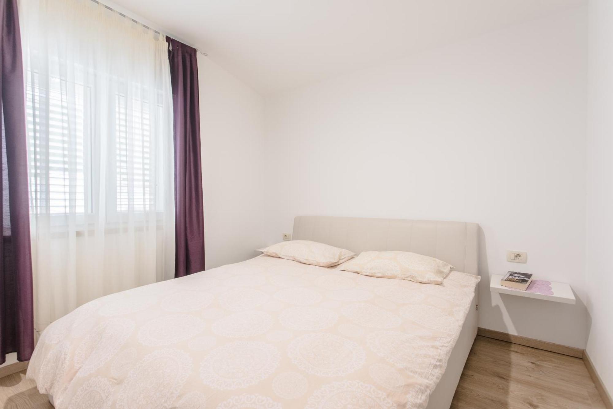 Apartments Kadenca Omiš Esterno foto