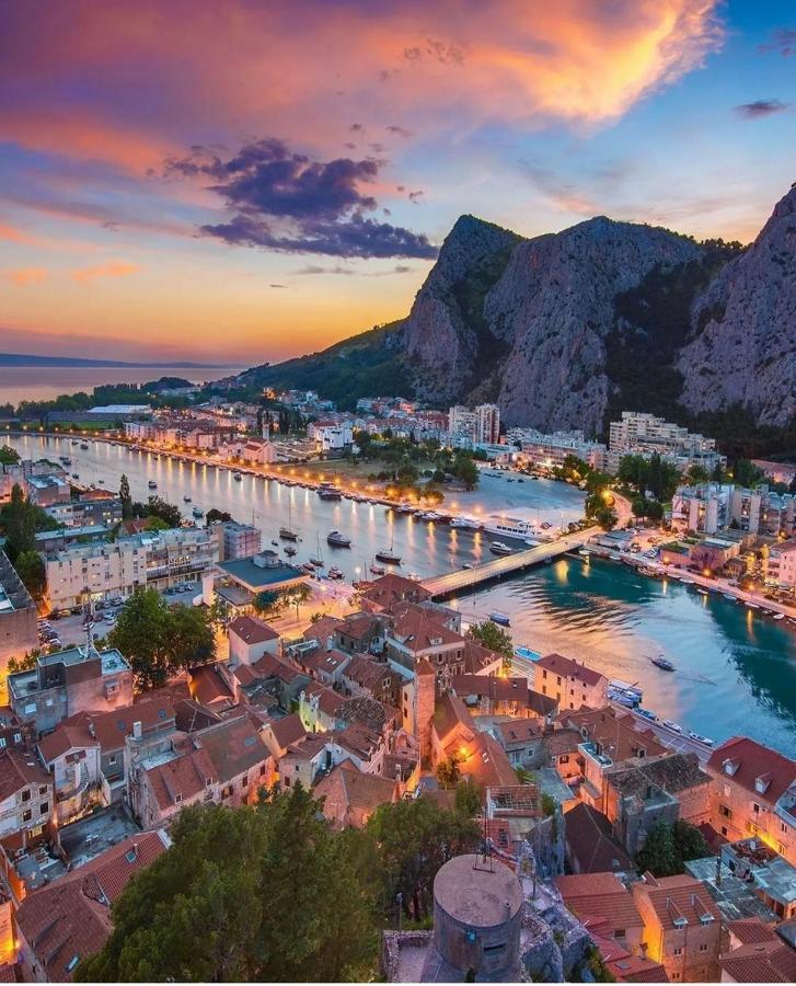 Apartments Kadenca Omiš Esterno foto