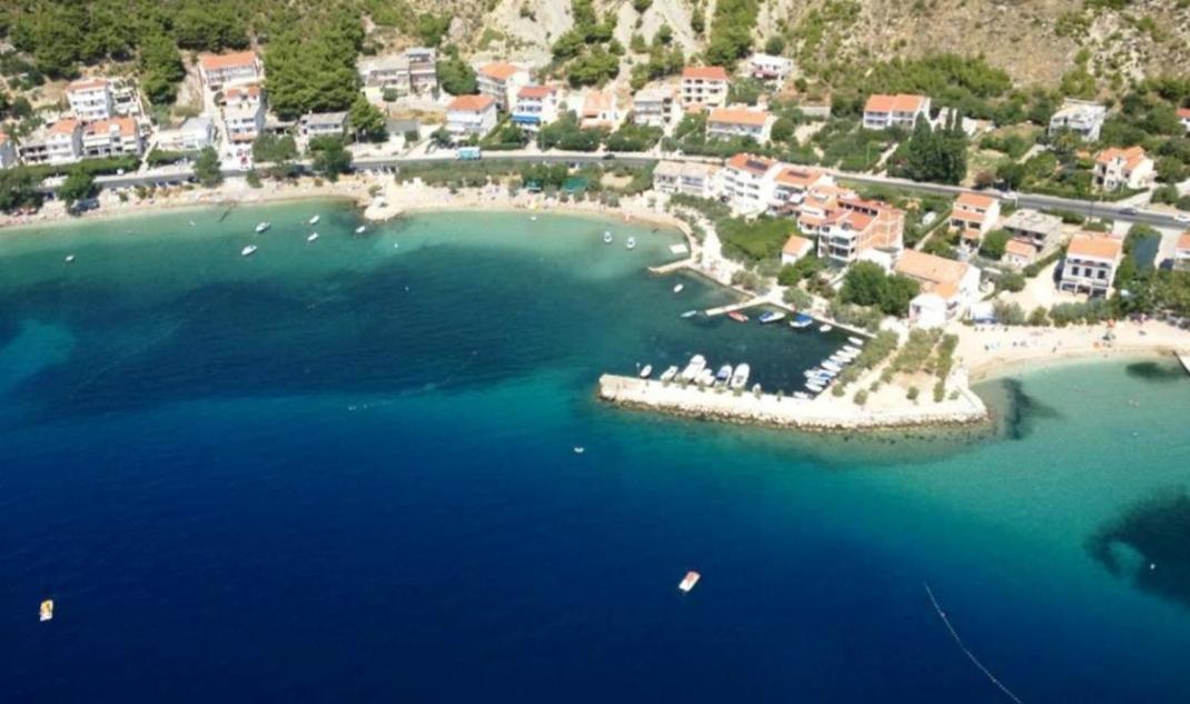 Apartments Kadenca Omiš Esterno foto