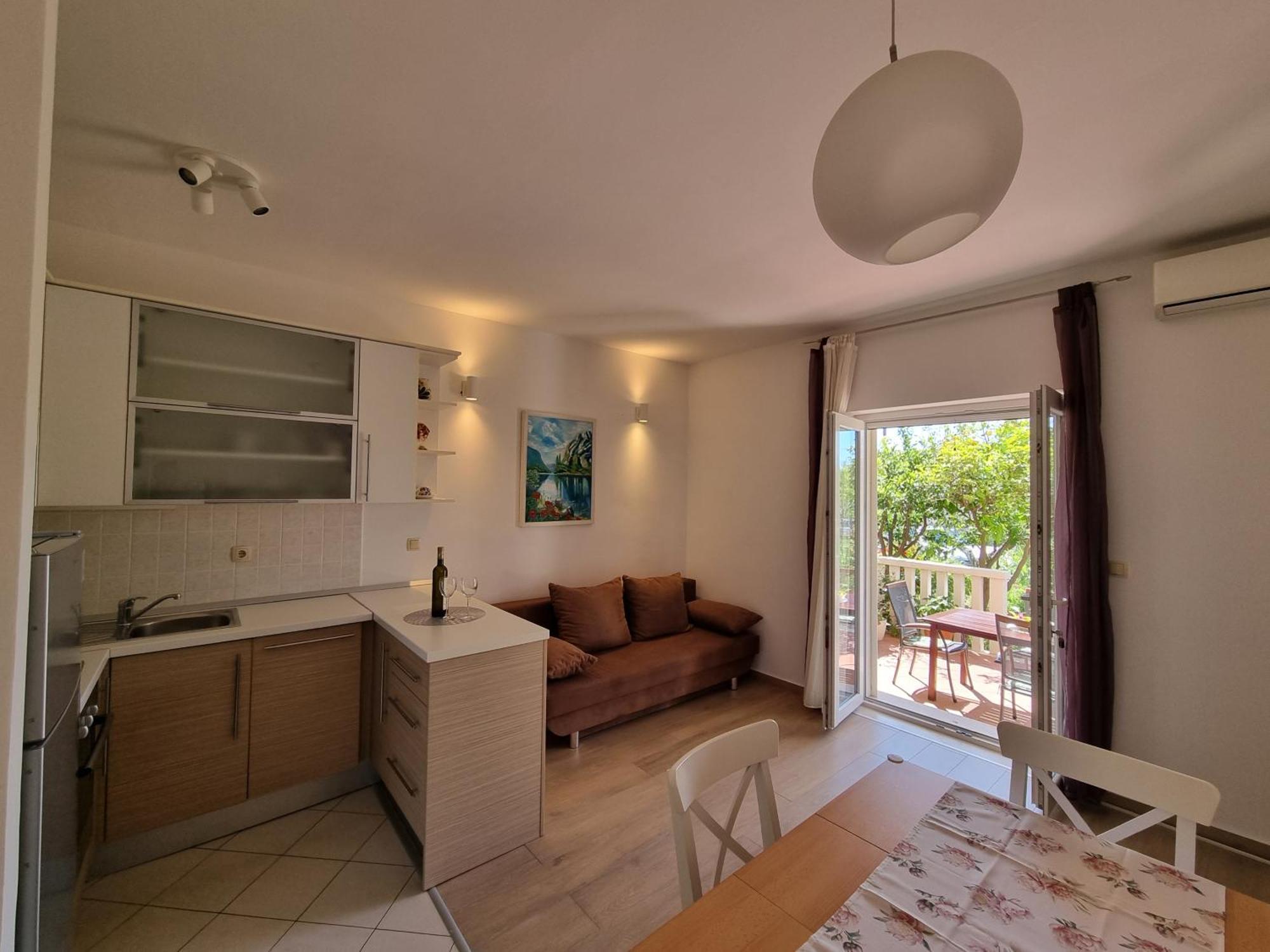 Apartments Kadenca Omiš Esterno foto