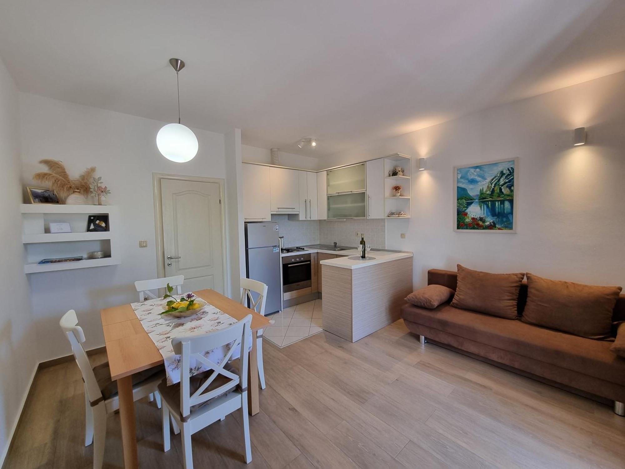 Apartments Kadenca Omiš Esterno foto